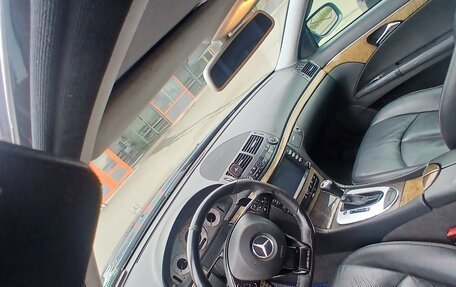 Mercedes-Benz E-Класс, 2005 год, 850 000 рублей, 11 фотография