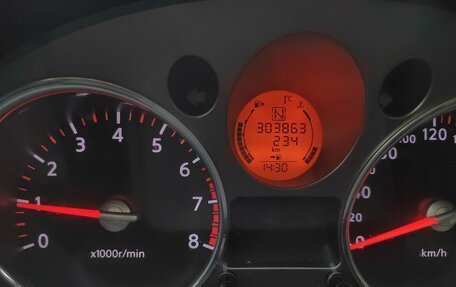 Nissan X-Trail, 2010 год, 900 000 рублей, 2 фотография
