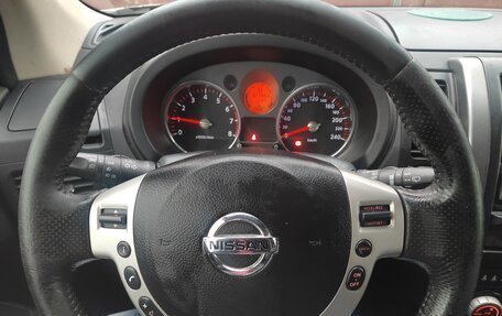Nissan X-Trail, 2010 год, 900 000 рублей, 4 фотография