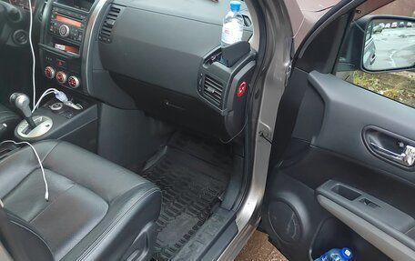 Nissan X-Trail, 2010 год, 900 000 рублей, 14 фотография