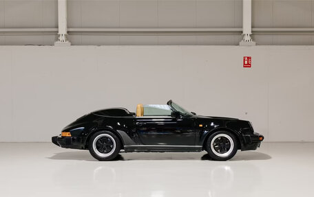 Porsche 911, 1989 год, 42 900 000 рублей, 3 фотография