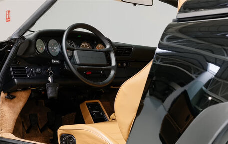 Porsche 911, 1989 год, 42 900 000 рублей, 15 фотография