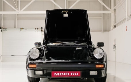 Porsche 911, 1989 год, 42 900 000 рублей, 33 фотография