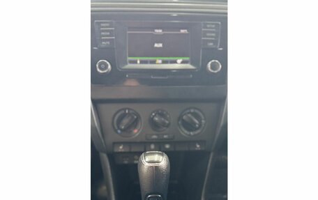 Skoda Rapid I, 2016 год, 1 299 000 рублей, 14 фотография