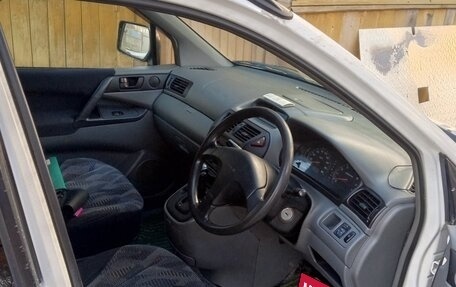 Mitsubishi RVR III рестайлинг, 1998 год, 330 000 рублей, 8 фотография