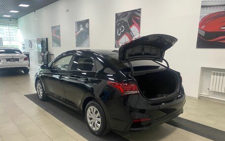 Hyundai Solaris II рестайлинг, 2017 год, 1 096 000 рублей, 8 фотография