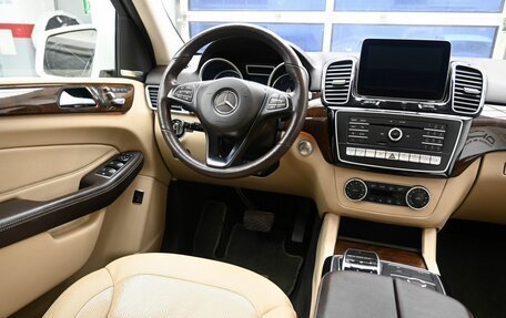 Mercedes-Benz GLE, 2016 год, 3 195 000 рублей, 10 фотография
