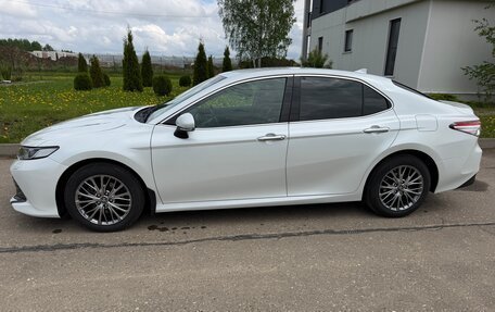 Toyota Camry, 2020 год, 2 890 000 рублей, 4 фотография