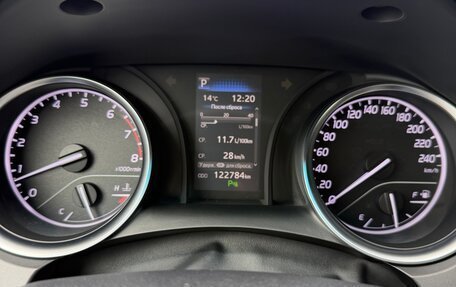 Toyota Camry, 2020 год, 2 890 000 рублей, 12 фотография