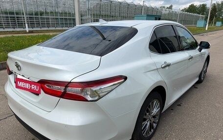 Toyota Camry, 2020 год, 2 890 000 рублей, 7 фотография