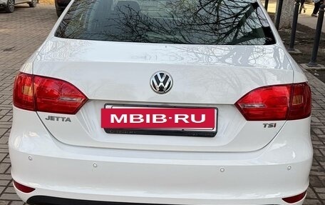 Volkswagen Jetta VI, 2014 год, 950 000 рублей, 6 фотография