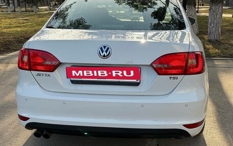 Volkswagen Jetta VI, 2014 год, 950 000 рублей, 7 фотография