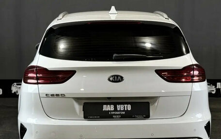 KIA cee'd III, 2021 год, 1 990 000 рублей, 6 фотография