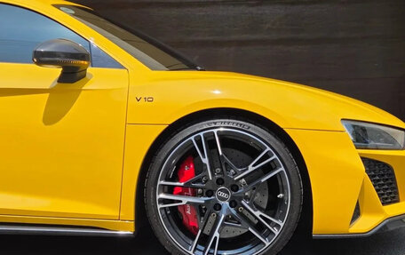 Audi R8, 2021 год, 18 900 000 рублей, 5 фотография