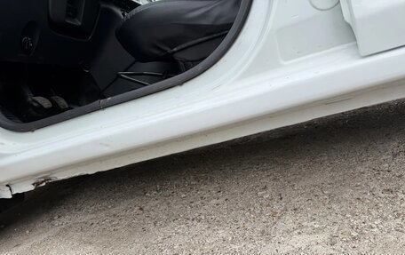 Renault Logan II, 2018 год, 685 000 рублей, 17 фотография