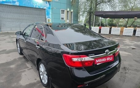 Toyota Camry, 2012 год, 1 350 000 рублей, 6 фотография