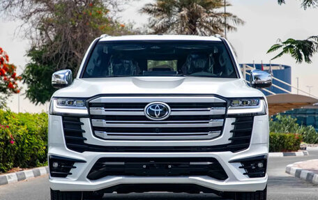 Toyota Land Cruiser, 2026 год, 13 200 000 рублей, 3 фотография