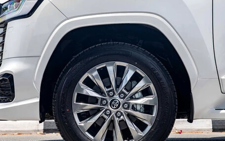 Toyota Land Cruiser, 2026 год, 13 200 000 рублей, 15 фотография