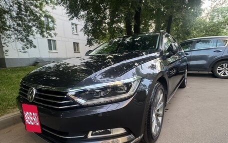 Volkswagen Passat B8 рестайлинг, 2017 год, 1 990 000 рублей, 2 фотография