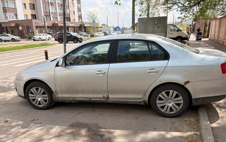 Volkswagen Jetta VI, 2008 год, 400 000 рублей, 3 фотография