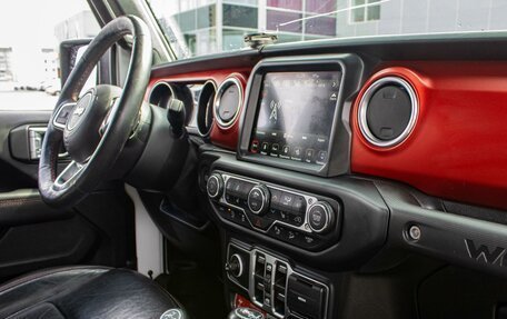 Jeep Wrangler, 2019 год, 4 399 000 рублей, 14 фотография