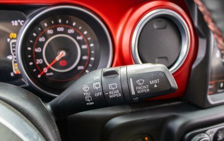 Jeep Wrangler, 2019 год, 4 399 000 рублей, 22 фотография