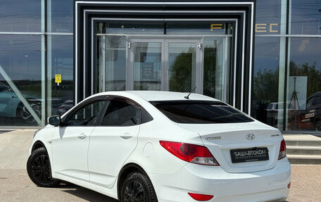 Hyundai Solaris II рестайлинг, 2011 год, 599 000 рублей, 6 фотография