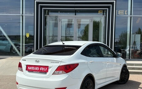 Hyundai Solaris II рестайлинг, 2011 год, 599 000 рублей, 4 фотография