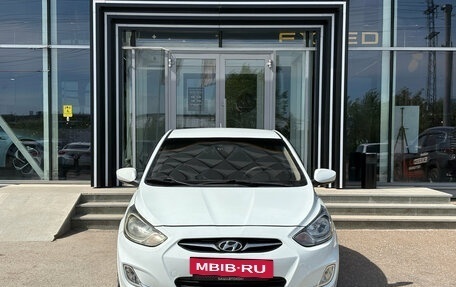 Hyundai Solaris II рестайлинг, 2011 год, 599 000 рублей, 2 фотография