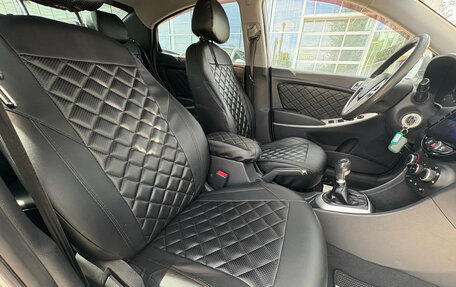 Hyundai Solaris II рестайлинг, 2011 год, 599 000 рублей, 14 фотография