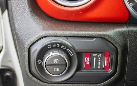 Jeep Wrangler, 2019 год, 4 399 000 рублей, 19 фотография