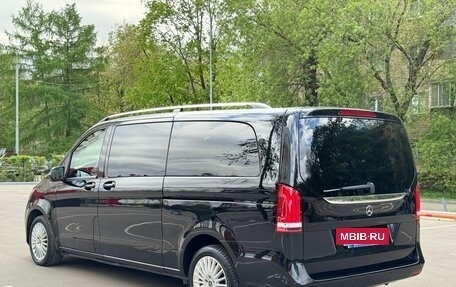 Mercedes-Benz V-Класс, 2018 год, 3 690 000 рублей, 6 фотография