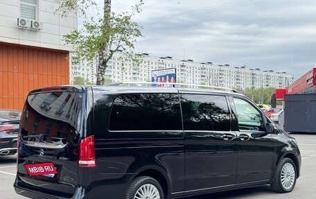 Mercedes-Benz V-Класс, 2018 год, 3 690 000 рублей, 4 фотография