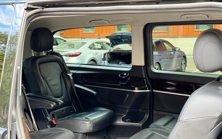Mercedes-Benz V-Класс, 2018 год, 3 690 000 рублей, 15 фотография