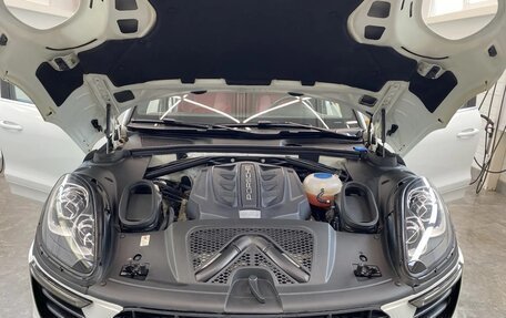Porsche Macan I рестайлинг, 2014 год, 2 750 000 рублей, 23 фотография