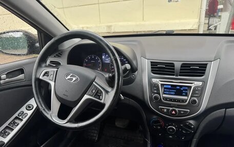 Hyundai Solaris II рестайлинг, 2016 год, 970 000 рублей, 4 фотография