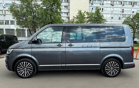Volkswagen Multivan T6 рестайлинг, 2024 год, 9 300 000 рублей, 7 фотография