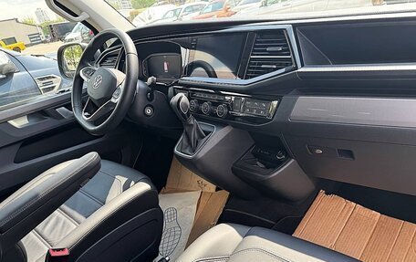 Volkswagen Multivan T6 рестайлинг, 2024 год, 9 300 000 рублей, 15 фотография