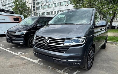 Volkswagen Multivan T6 рестайлинг, 2024 год, 9 300 000 рублей, 30 фотография