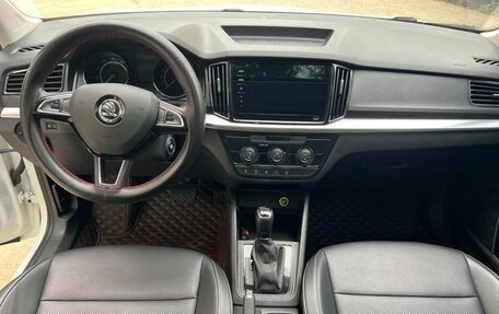 Skoda Kamiq I, 2022 год, 1 687 000 рублей, 7 фотография