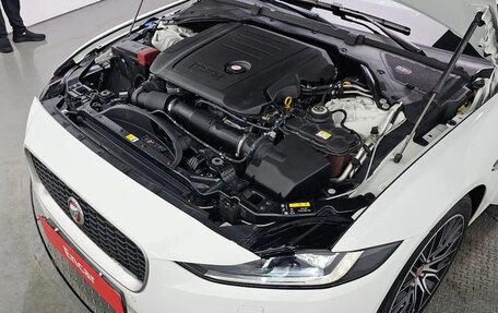 Jaguar XE I рестайлинг, 2020 год, 4 300 000 рублей, 20 фотография
