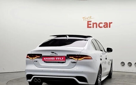 Jaguar XE I рестайлинг, 2020 год, 4 300 000 рублей, 4 фотография