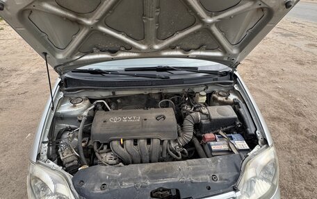 Toyota Corolla, 2006 год, 600 000 рублей, 13 фотография