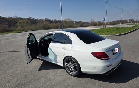 Mercedes-Benz E-Класс, 2019 год, 3 500 000 рублей, 3 фотография