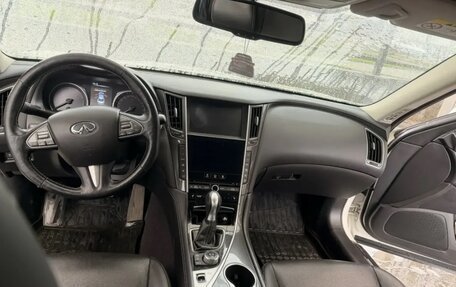 Infiniti Q50 I рестайлинг, 2017 год, 2 200 000 рублей, 7 фотография