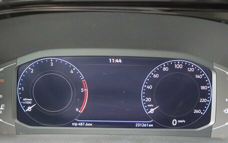 Volkswagen Multivan T6 рестайлинг, 2021 год, 4 650 000 рублей, 9 фотография