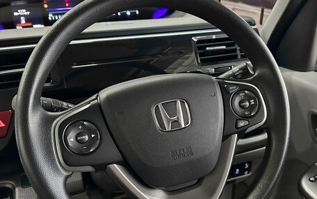 Honda Stepwgn IV, 2017 год, 1 730 000 рублей, 30 фотография