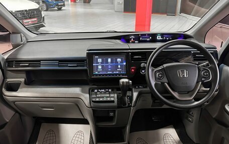 Honda Stepwgn IV, 2017 год, 1 730 000 рублей, 31 фотография