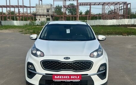 KIA Sportage IV рестайлинг, 2021 год, 2 340 000 рублей, 2 фотография
