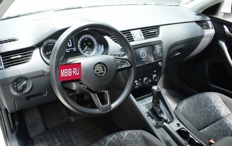 Skoda Octavia, 2020 год, 1 400 000 рублей, 10 фотография